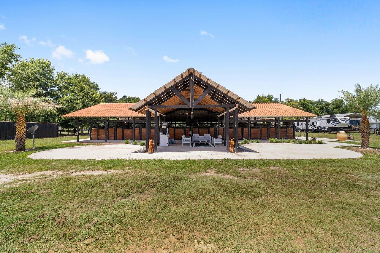 16392 Jacksonville Road, FL