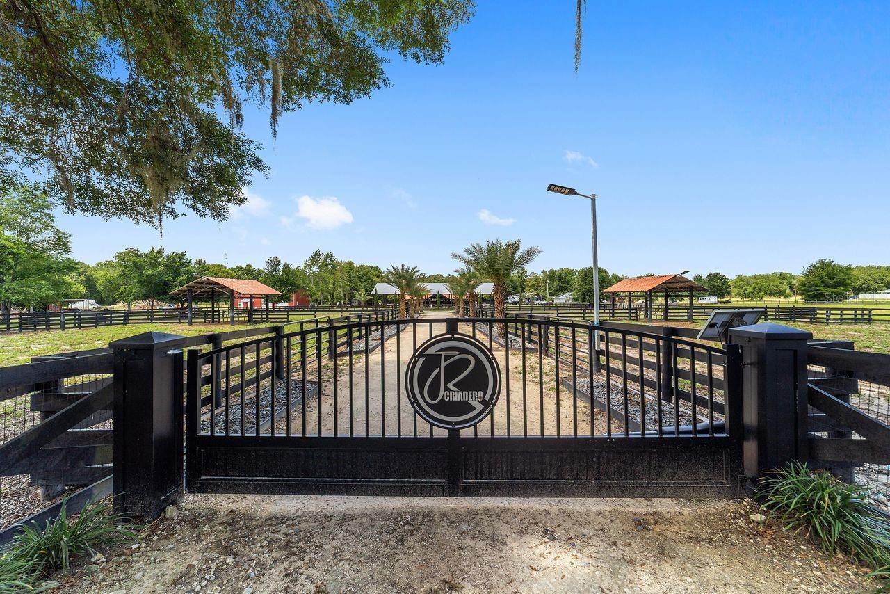 16392 Jacksonville Road, FL