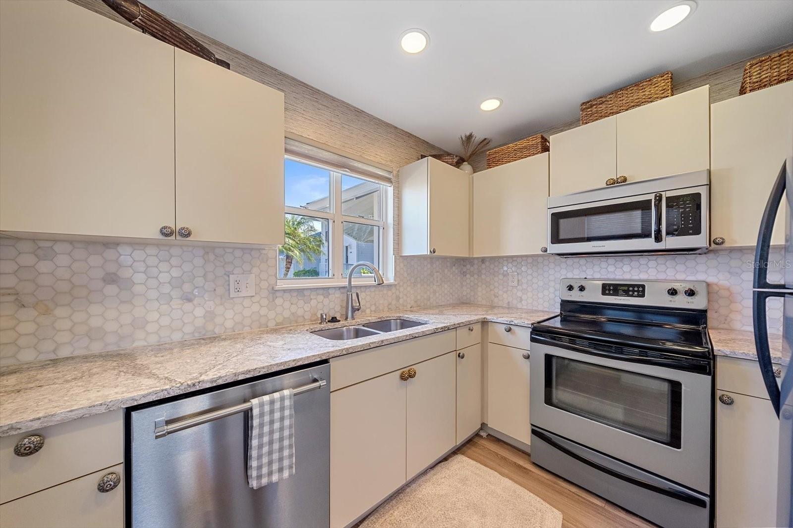 851 Audubon Drive, FL