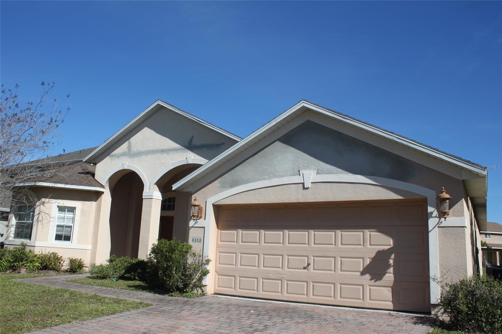 4352 Fox Glen Loop, FL
