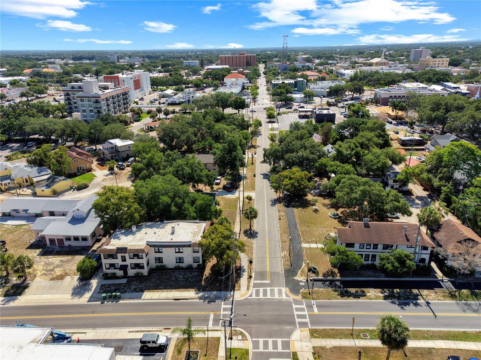 669 Avenue B, FL