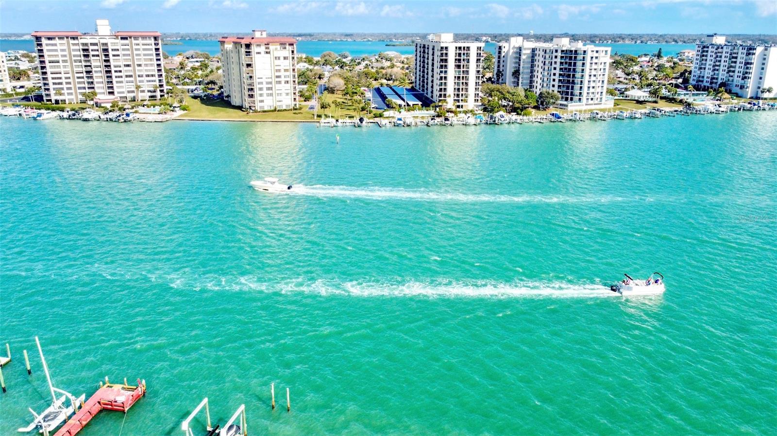 400 Island Way, FL