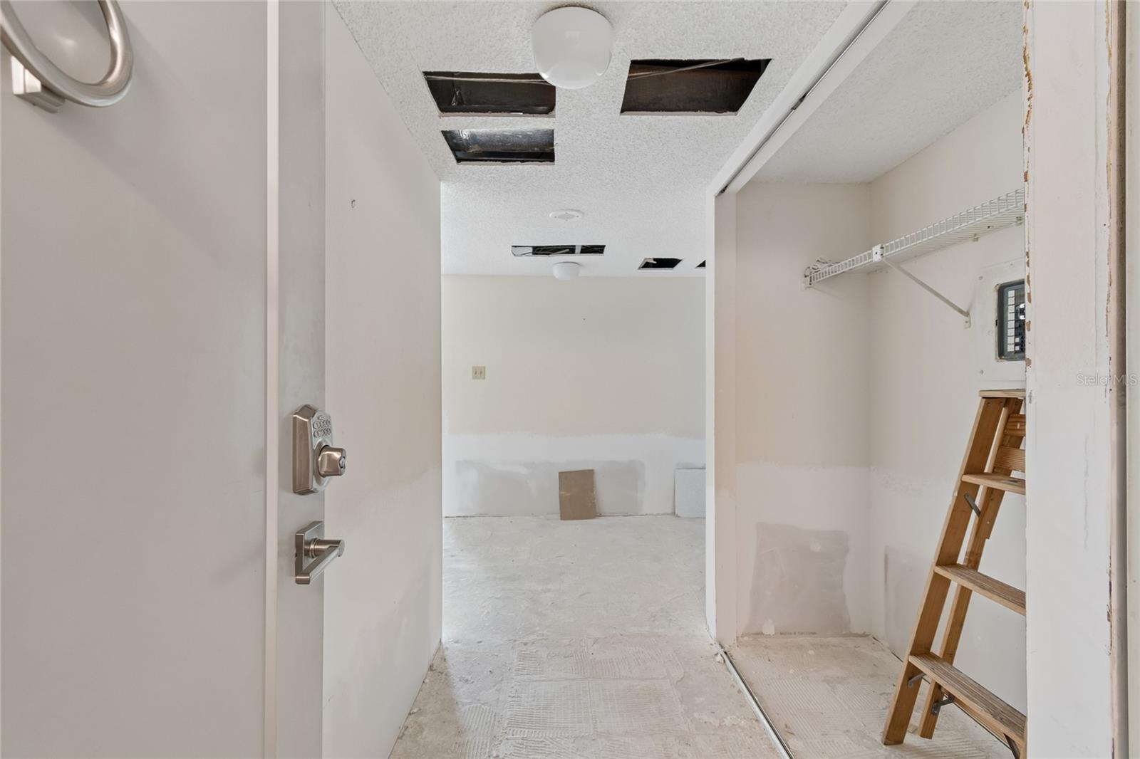 400 Island Way, FL
