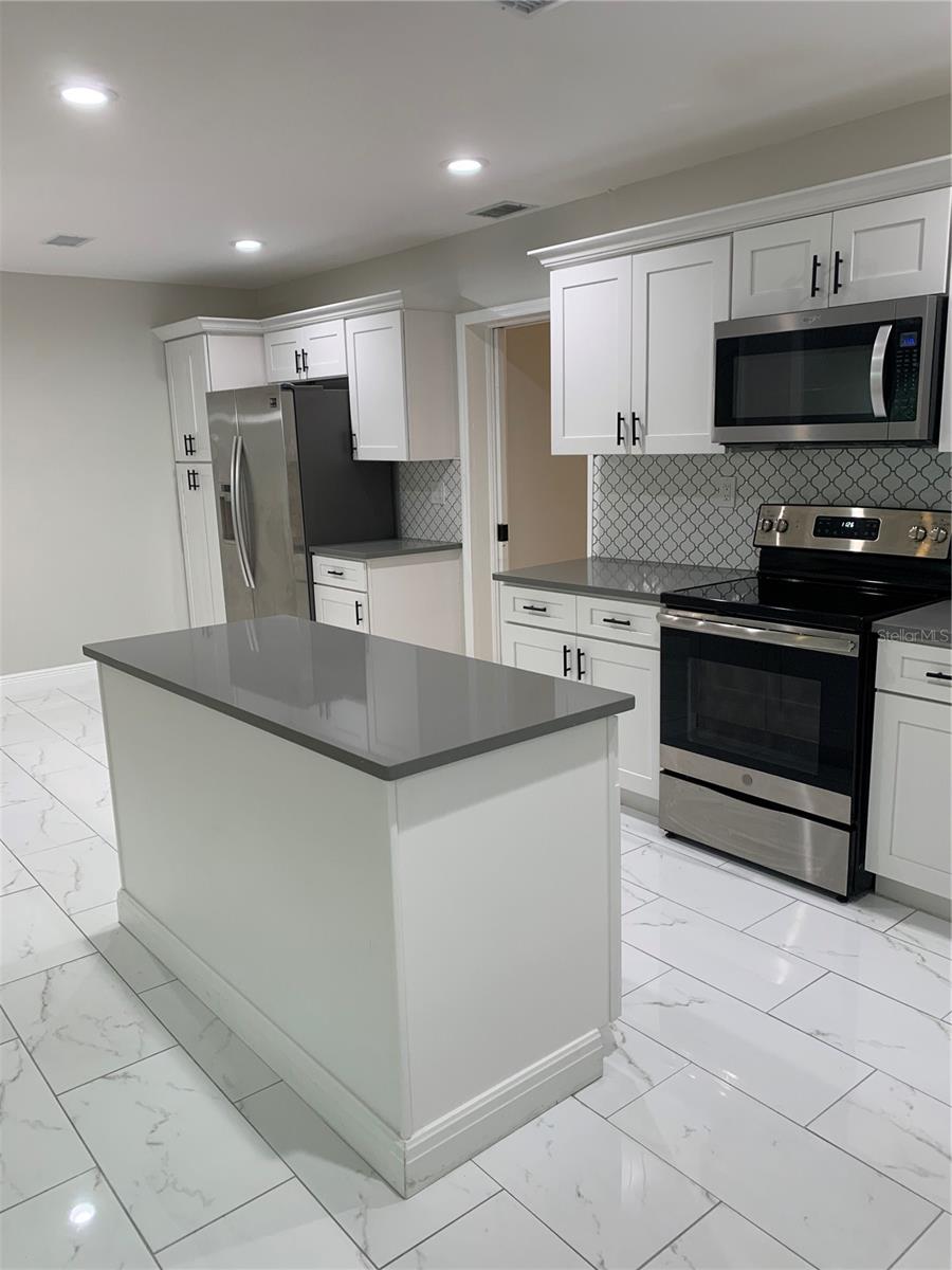 1524 18th Avenue, FL