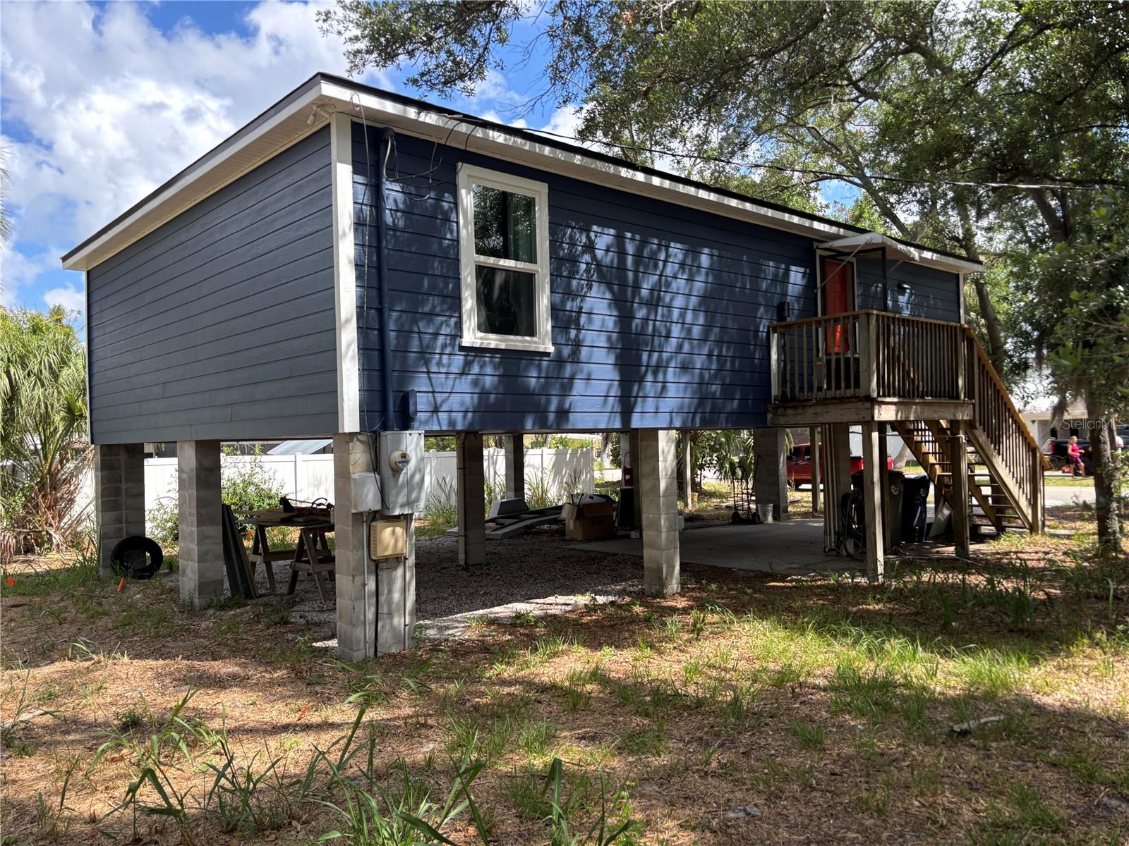 716 32nd Street Court, FL