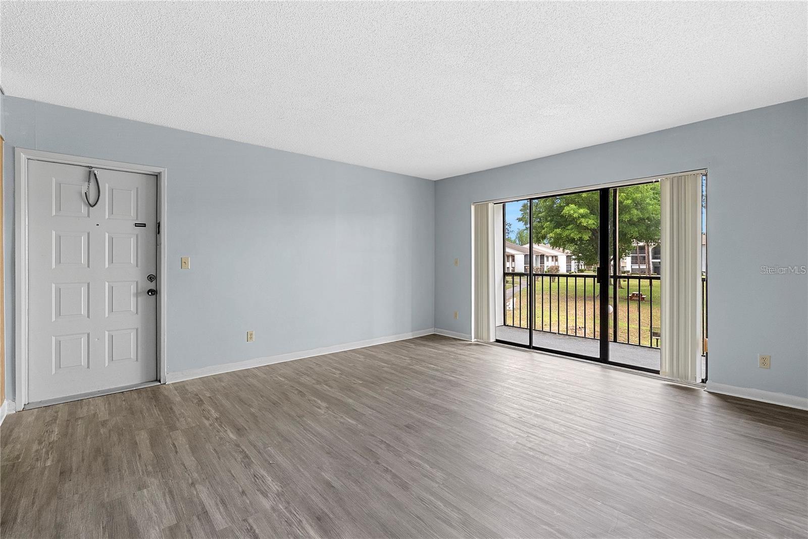 8203 Sun Spring Circle, FL