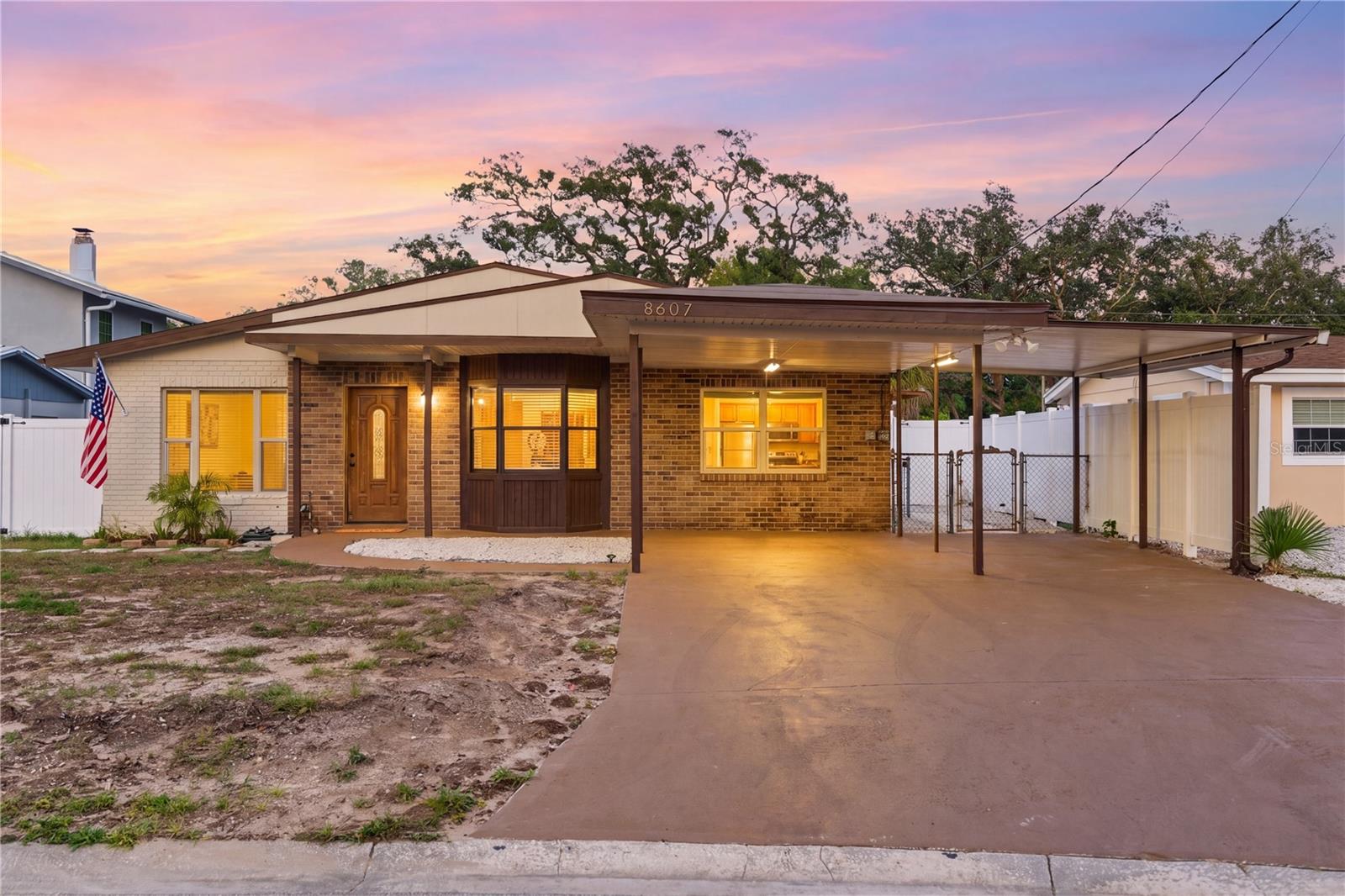 8607 May Circle, FL