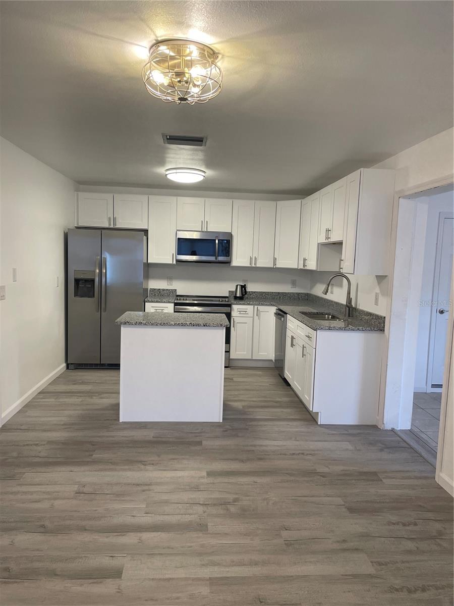 603 Maggie Circle, FL