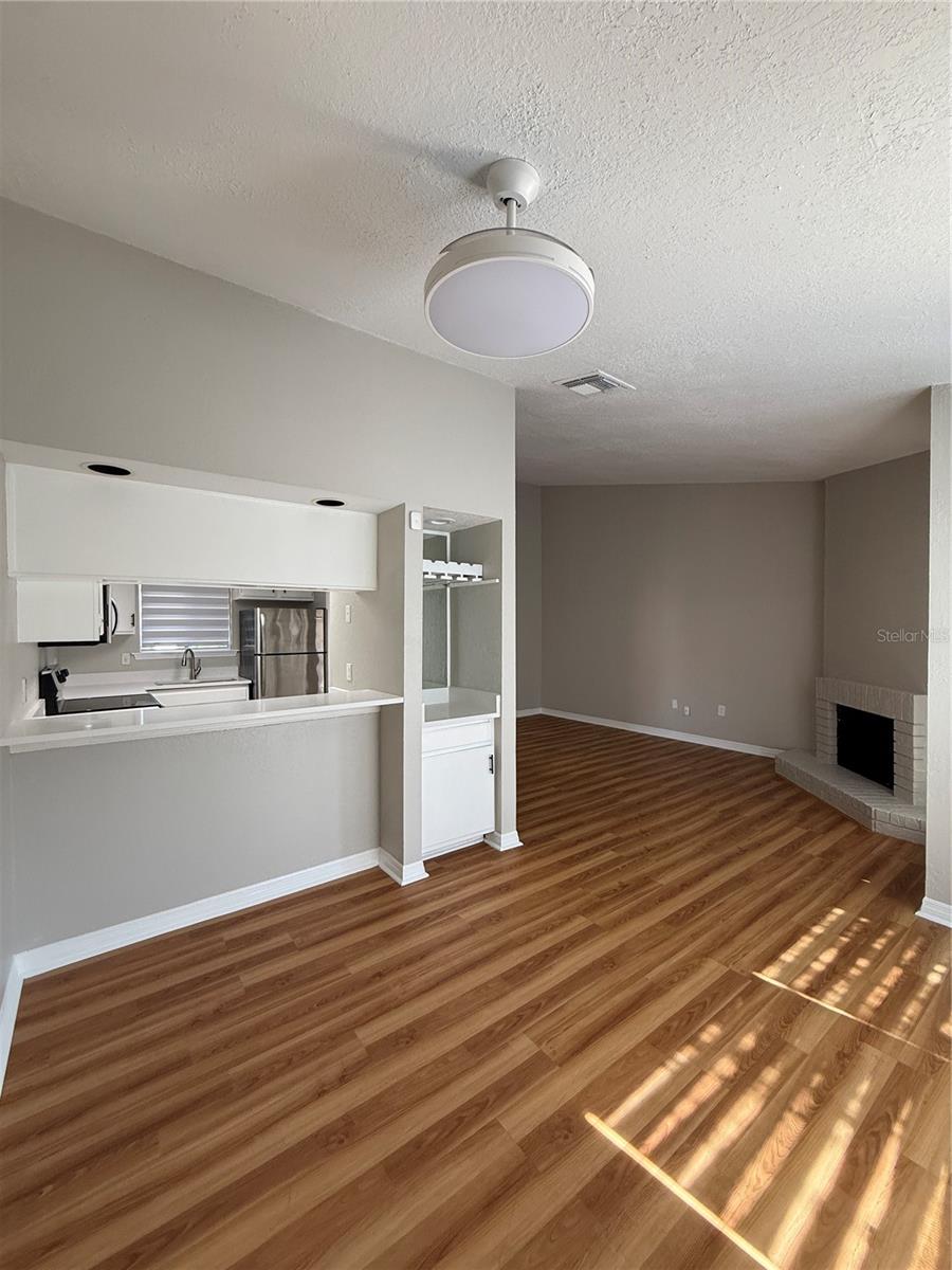 614 Saint Johns Court, FL