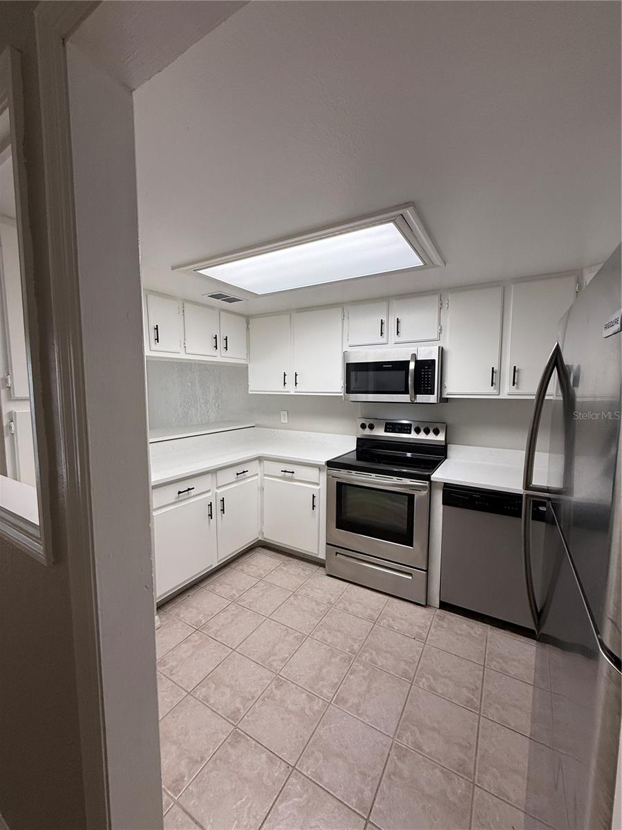 614 Saint Johns Court, FL