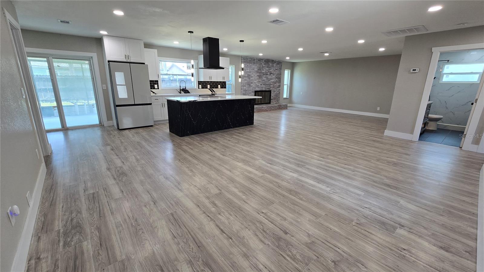 8607 Longboat Lane, FL