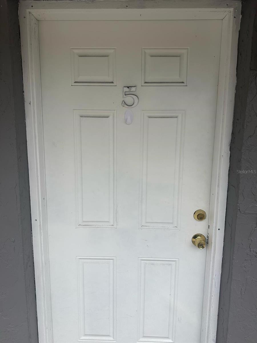 214 Chestnut Road, FL