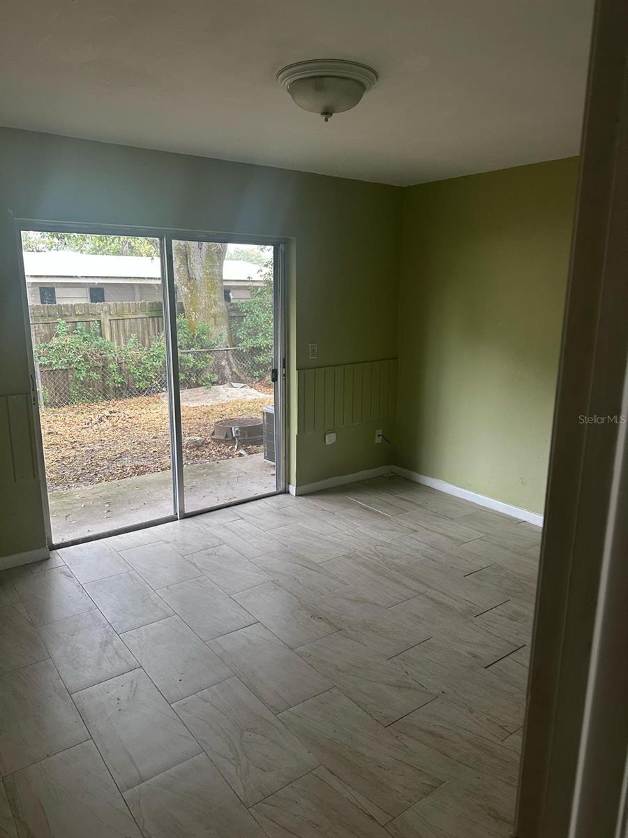 214 Chestnut Road, FL