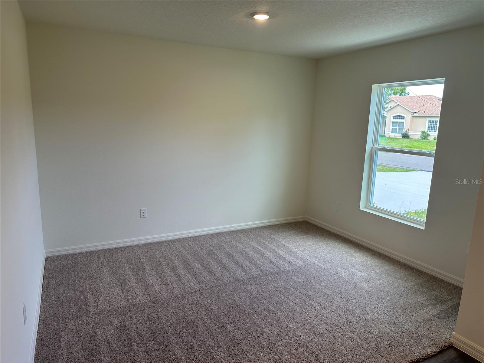18 Pickwood Place, FL