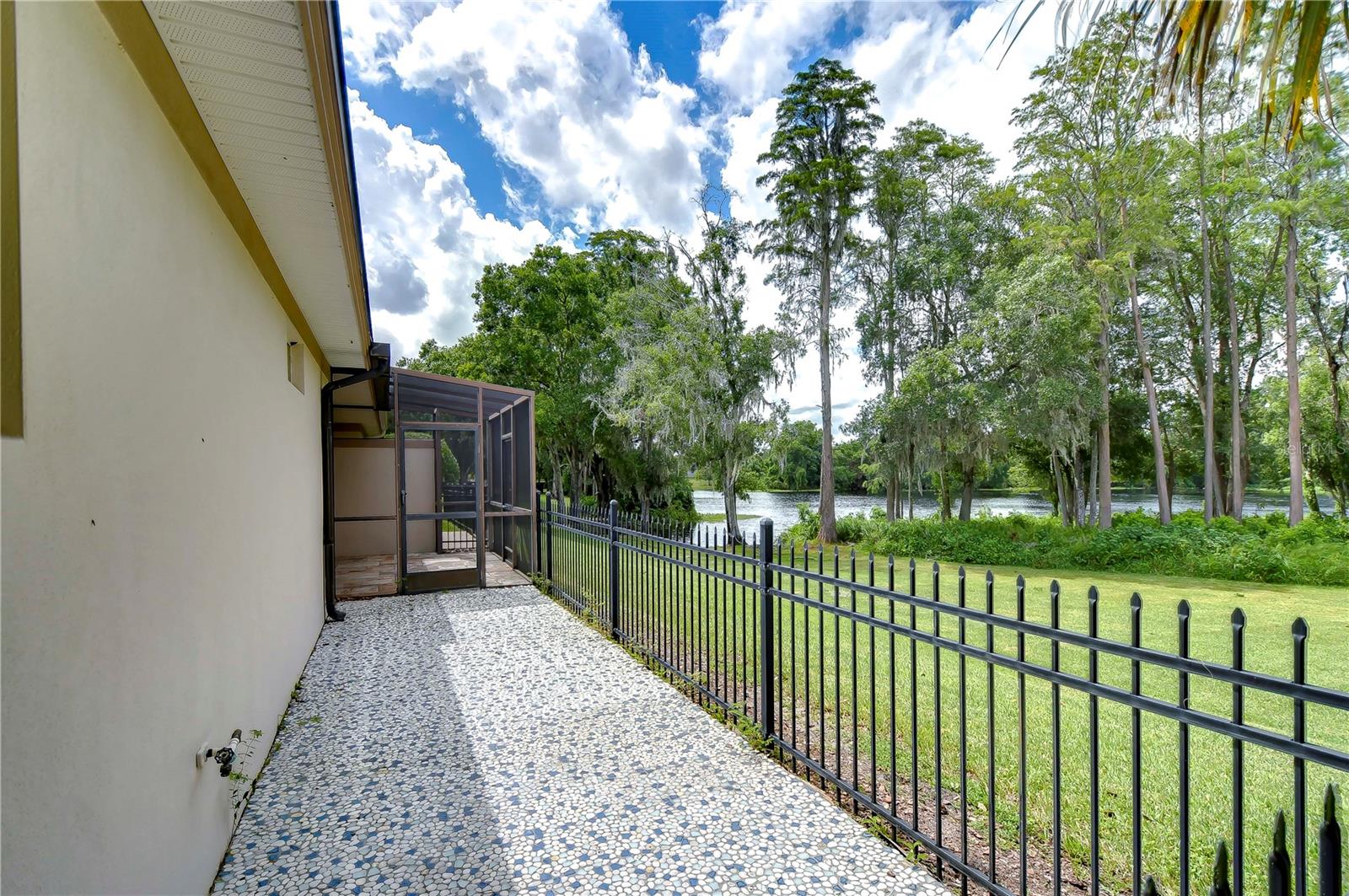 6801 Lockington Court, FL