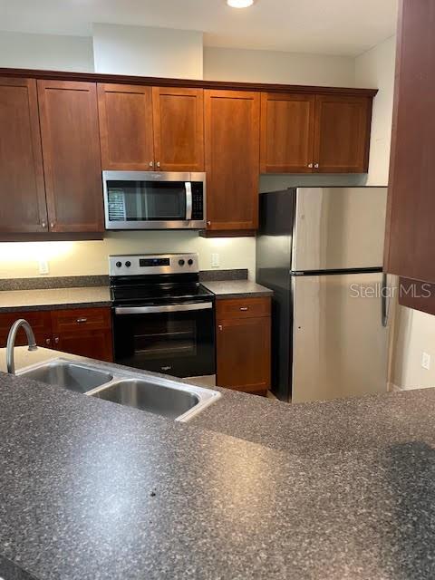 596 Pinebranch Circle, FL