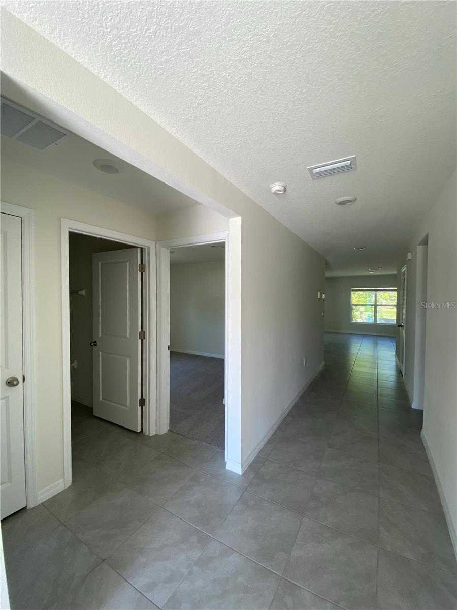 492 Hickory Course Loop, FL