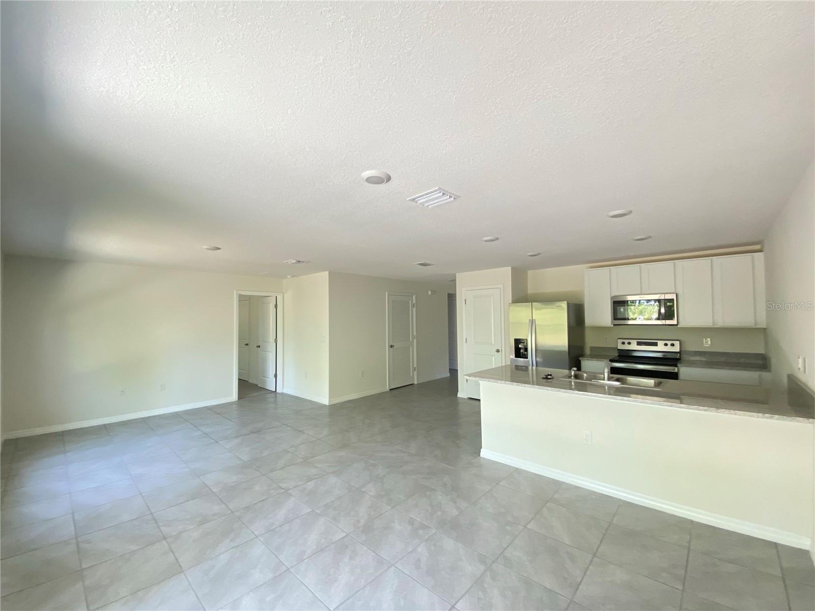 492 Hickory Course Loop, FL