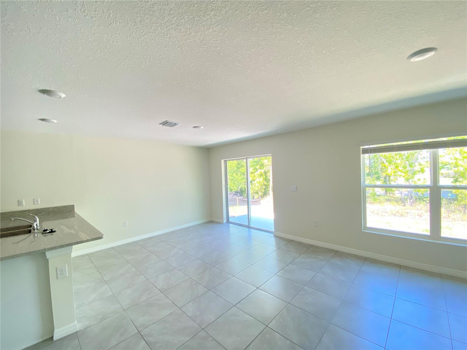 492 Hickory Course Loop, FL