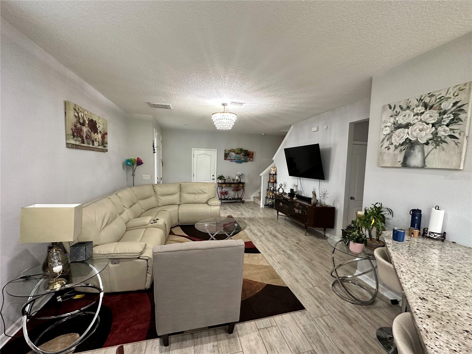 250 Rustic Loop, FL