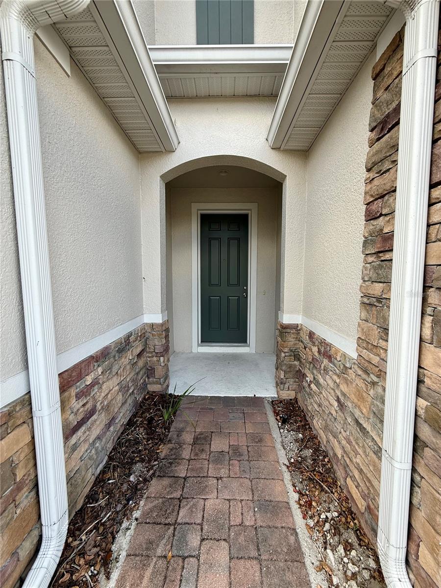 7522 Aloma Pines Court, FL