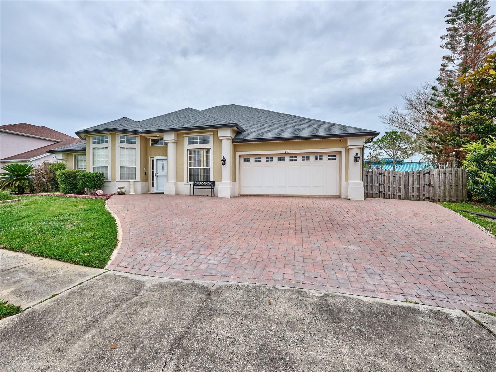 407 Thunder Gulch Court, FL