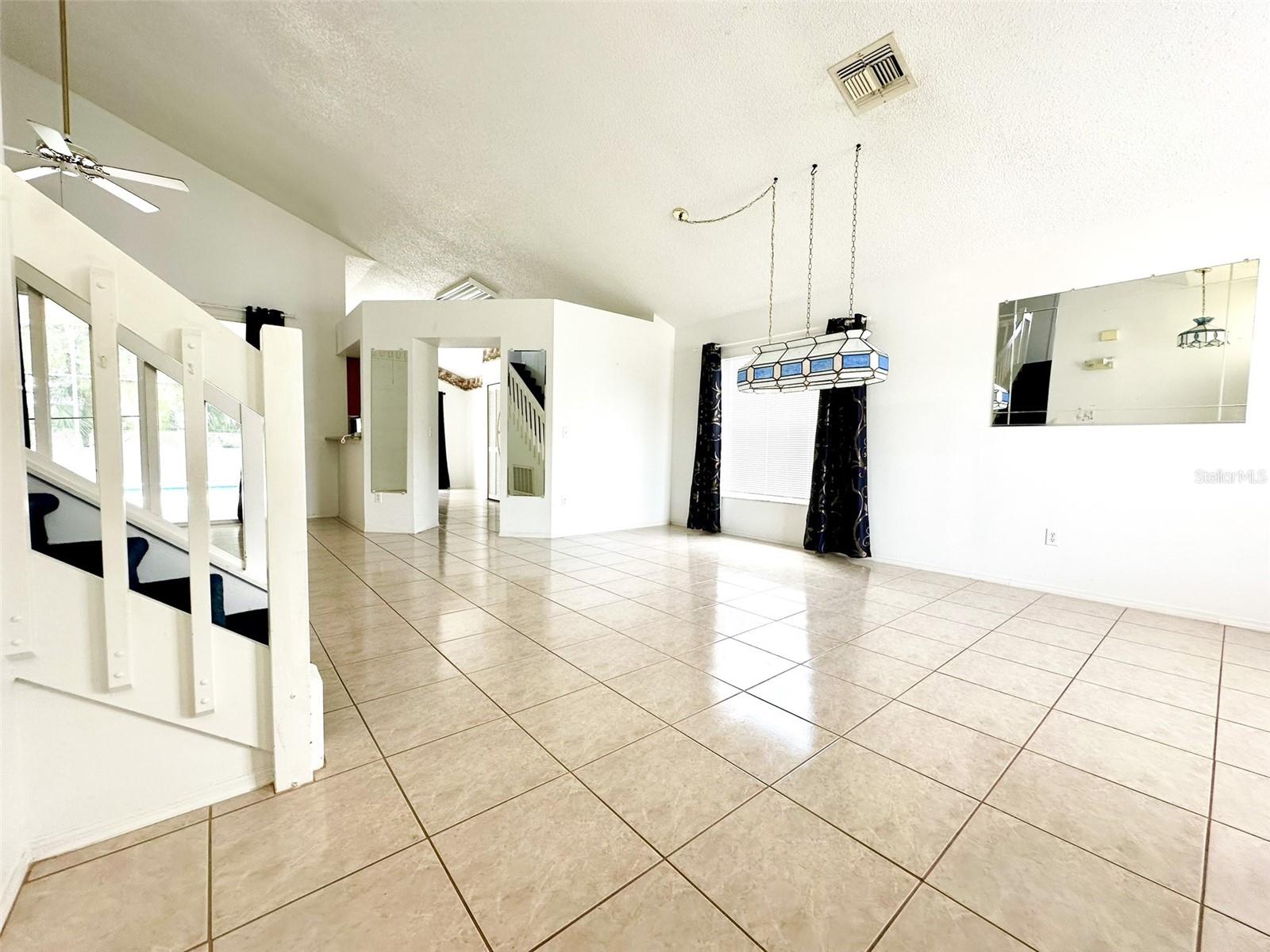 2519 Chatham Circle, FL