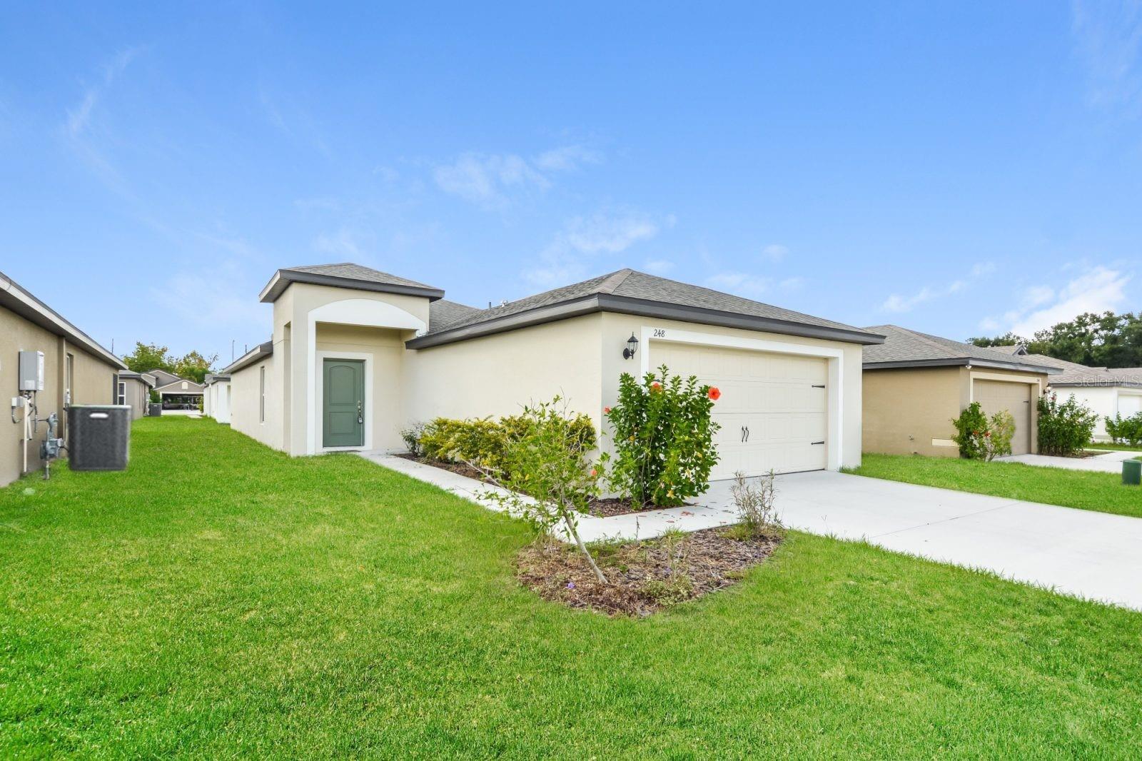 509 Kensington View Drive, FL