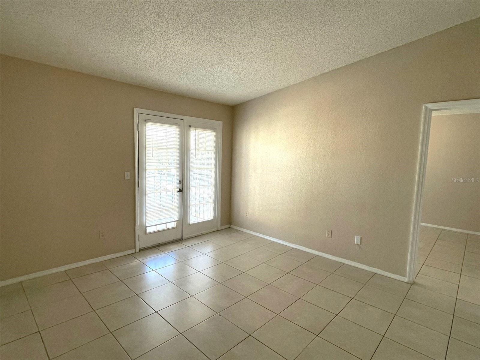 2550 Alafaya Trail, FL