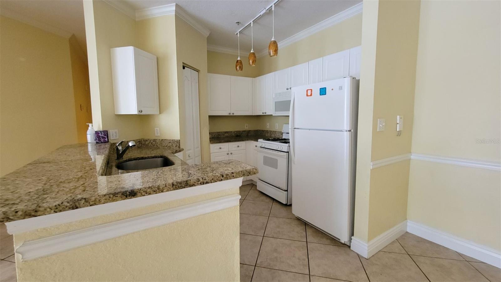 2713 Via Murano, FL