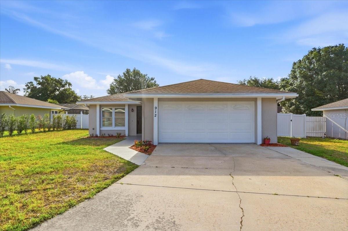 912 Heron Circle, FL