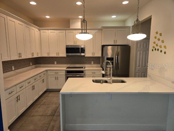 922 Centaury Drive, FL