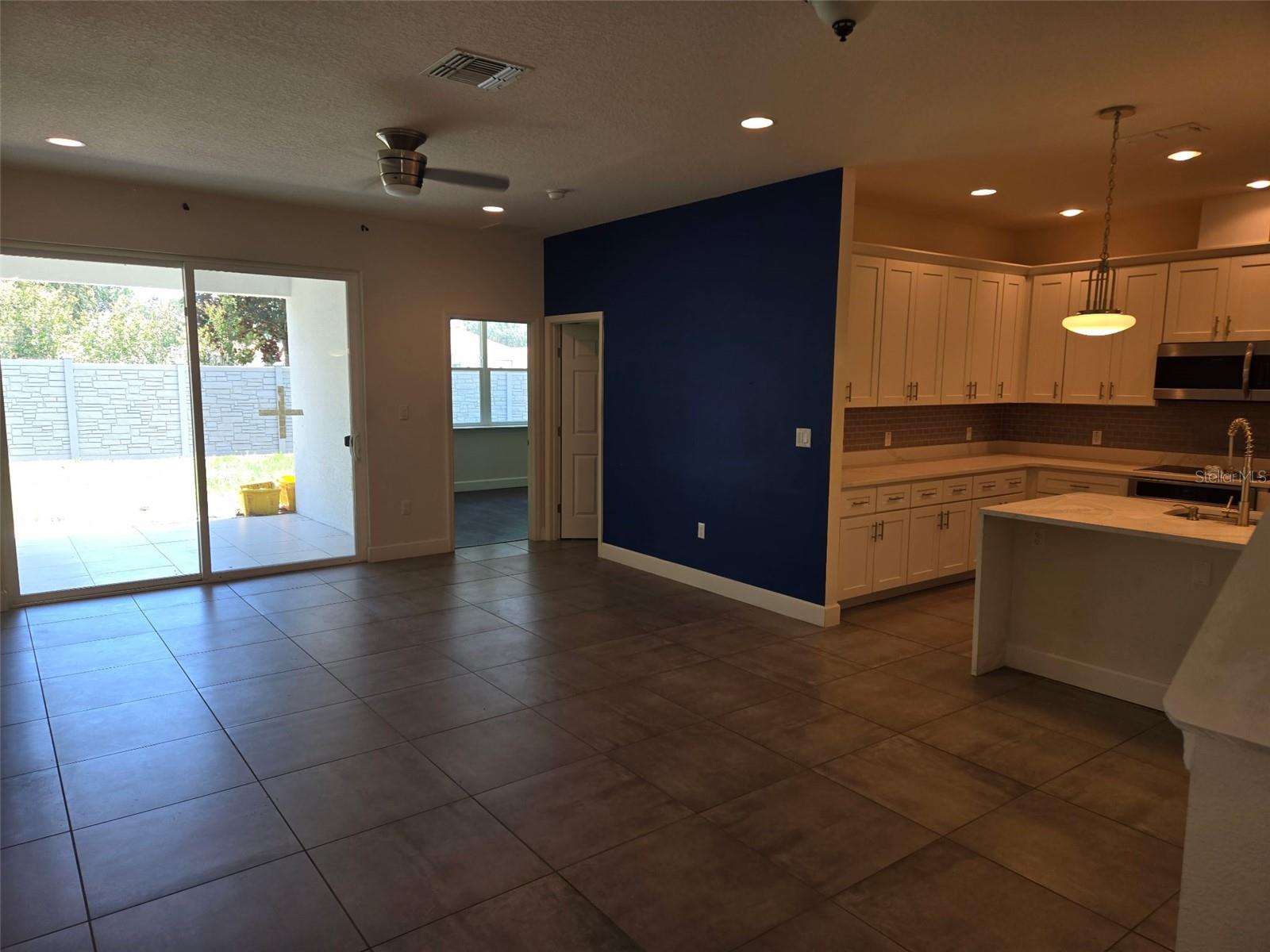 922 Centaury Drive, FL