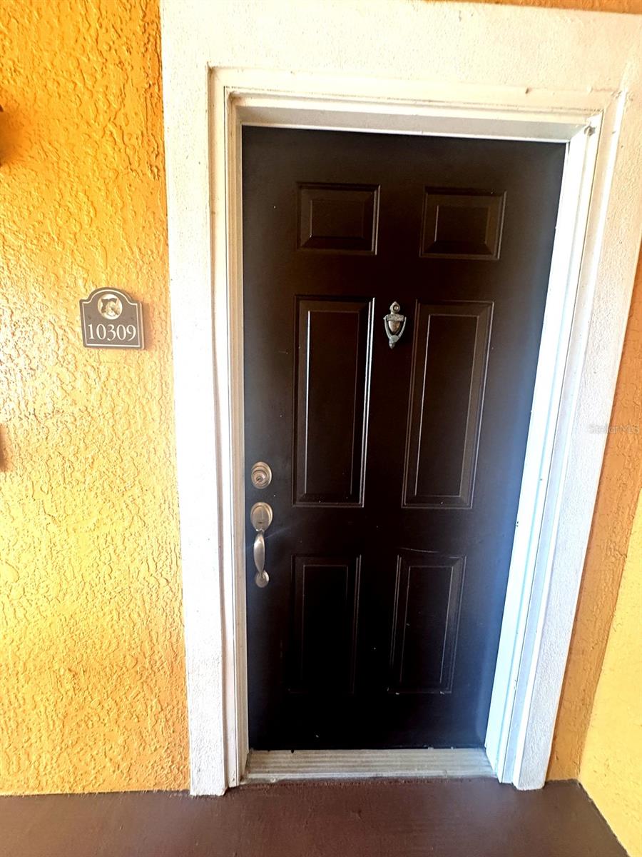 5483 Vineland Road, FL