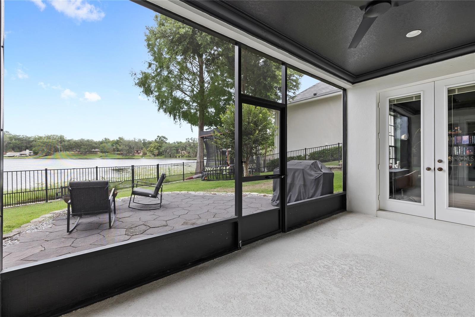 523 Blue Water Edge Drive, FL