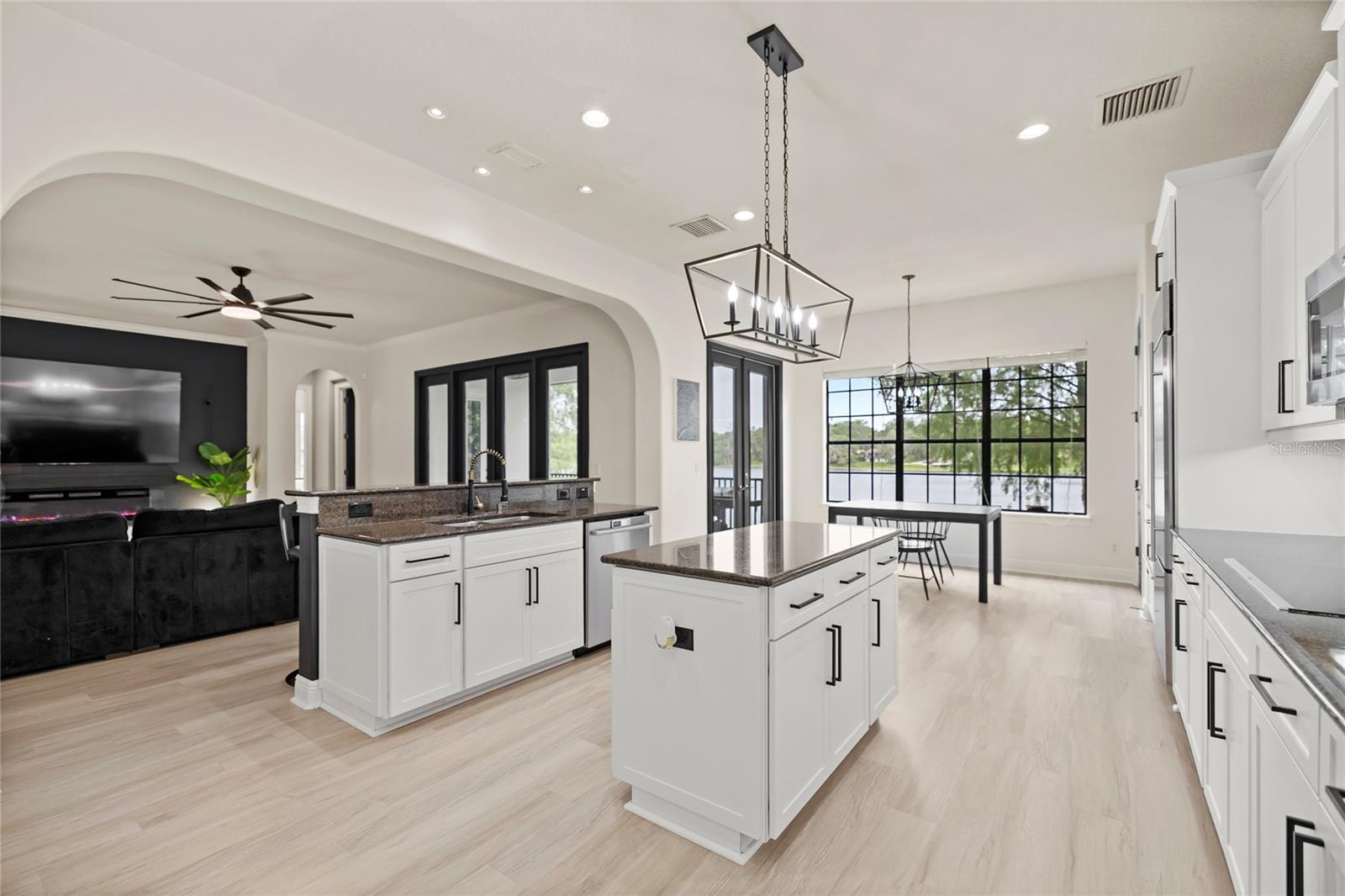 523 Blue Water Edge Drive, FL