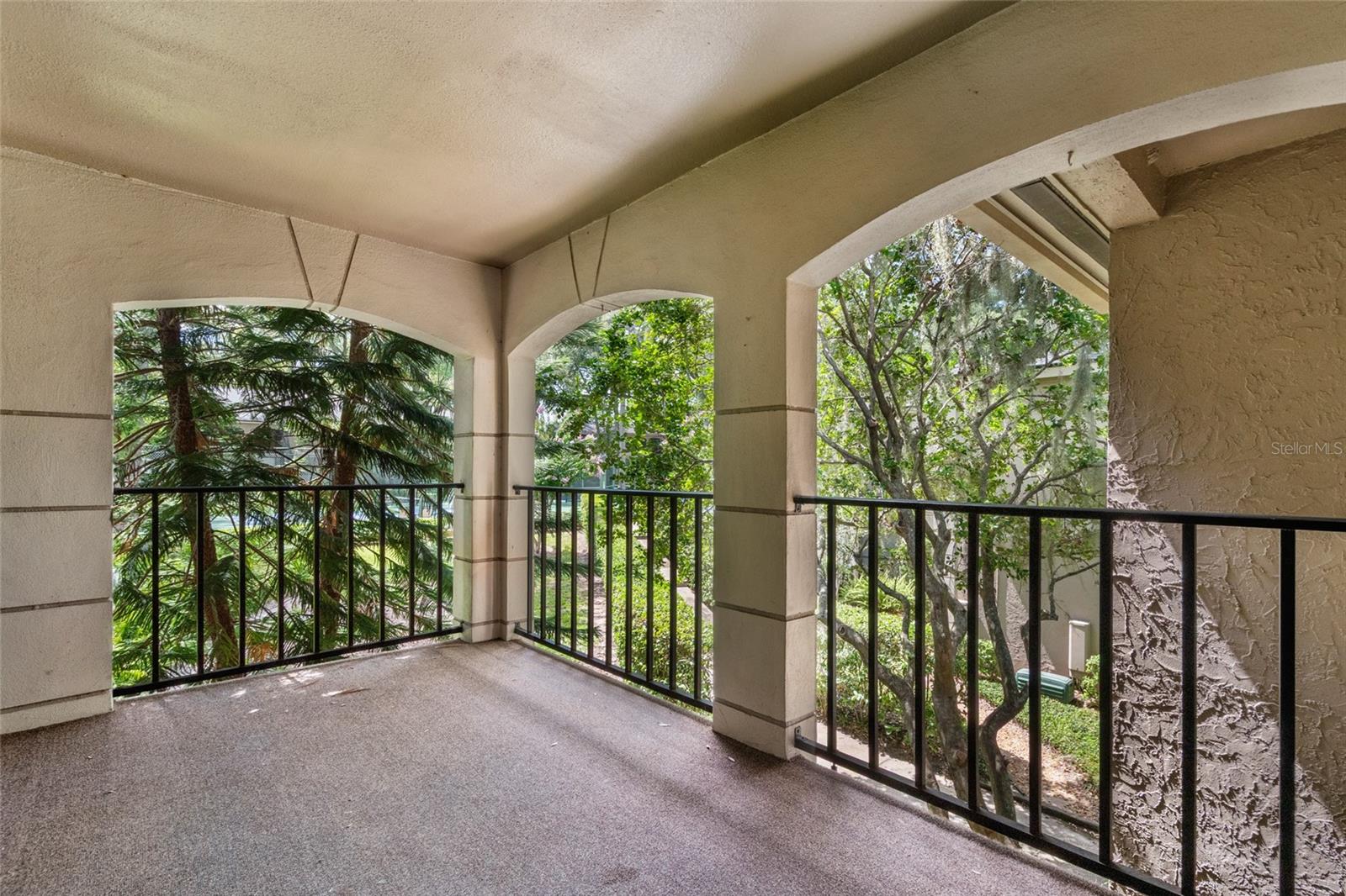 1055 Kensington Park Drive, FL