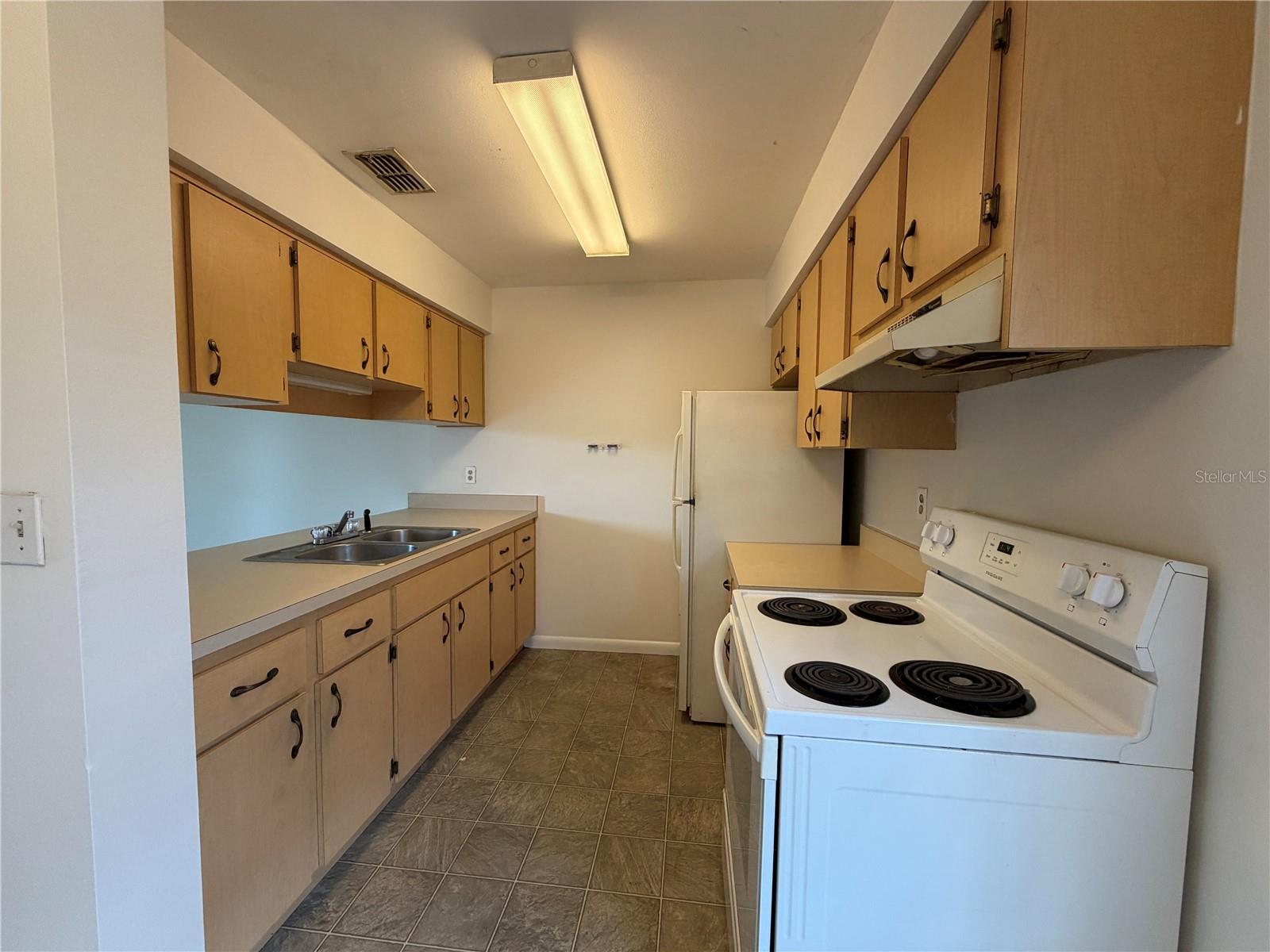 2117 Citrus Boulevard, FL