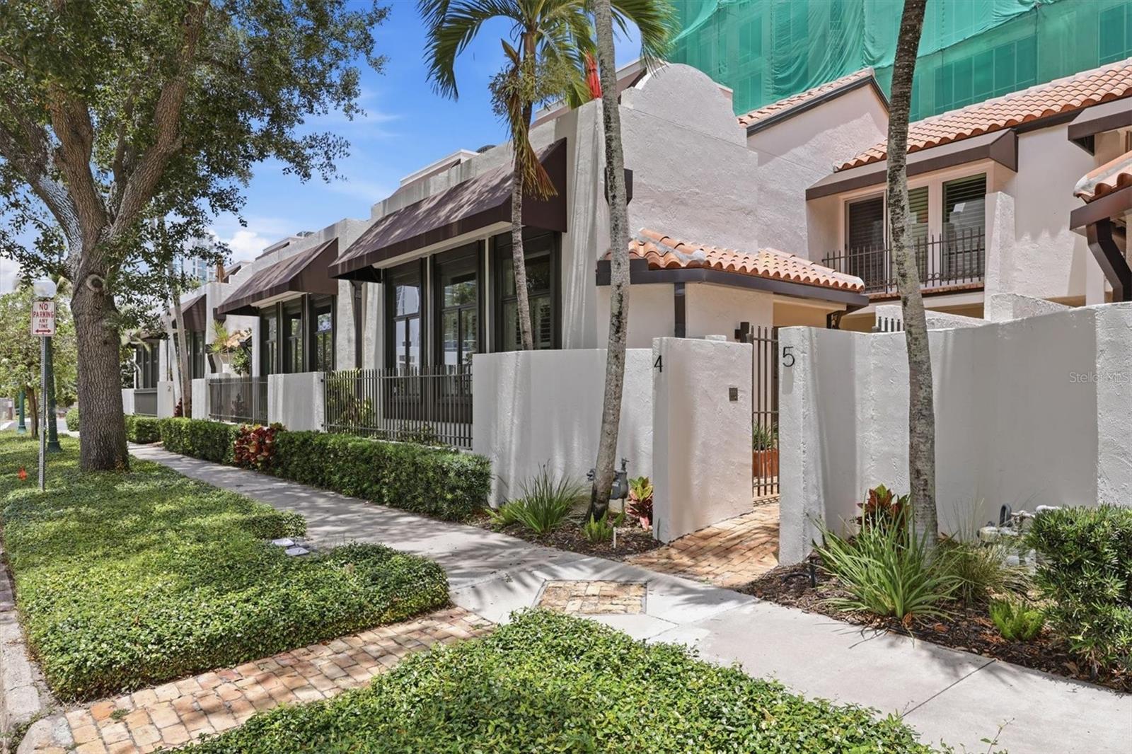 200 Cocoanut Avenue, FL