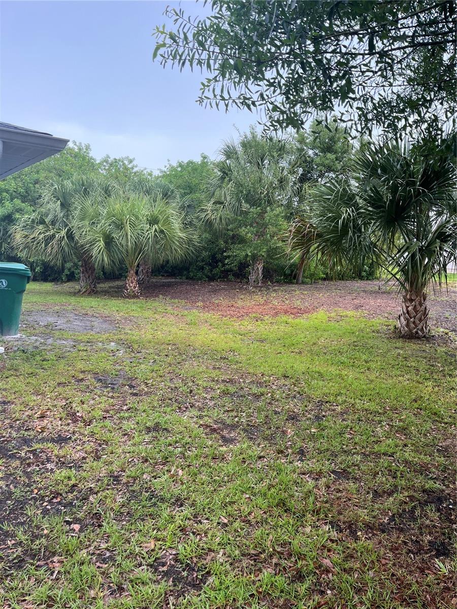 23084 August Avenue, FL