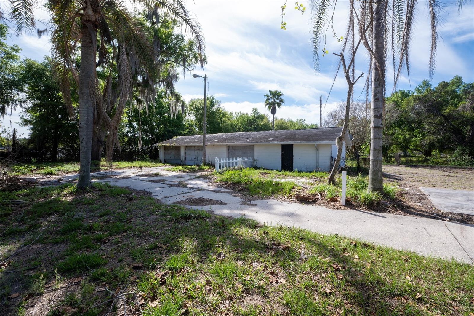 2910 Frank Moore Road, FL