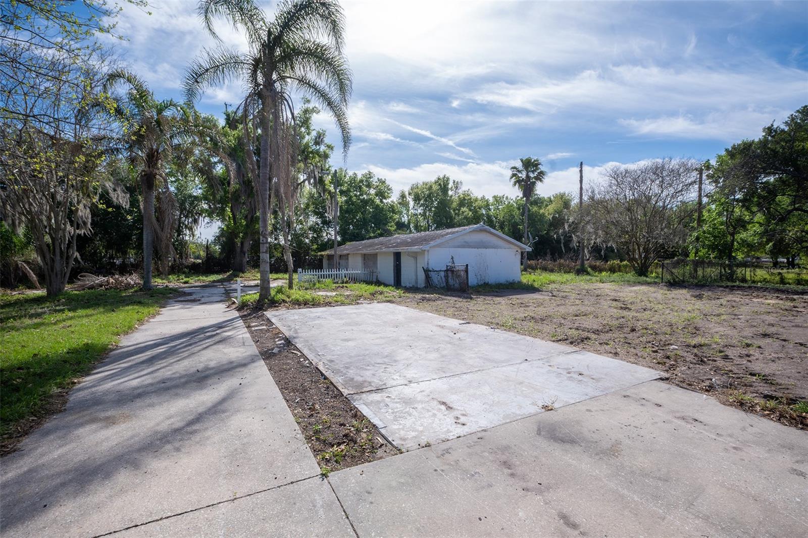 2910 Frank Moore Road, FL