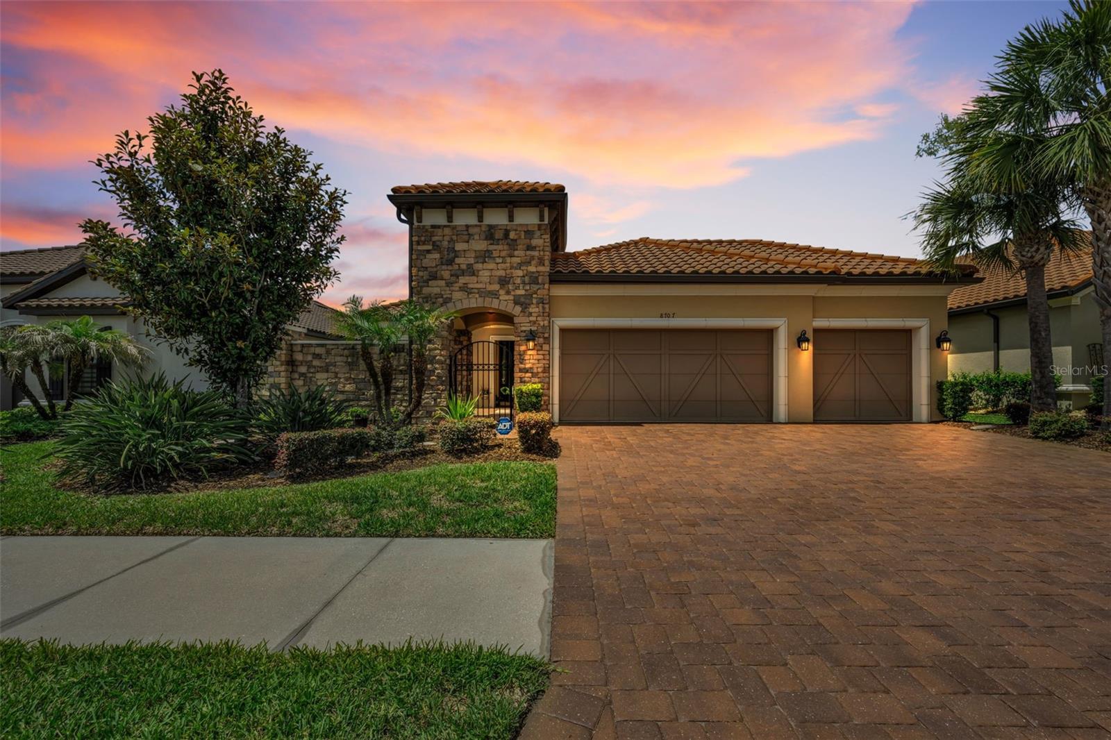8707 Sorano Villa Drive, FL