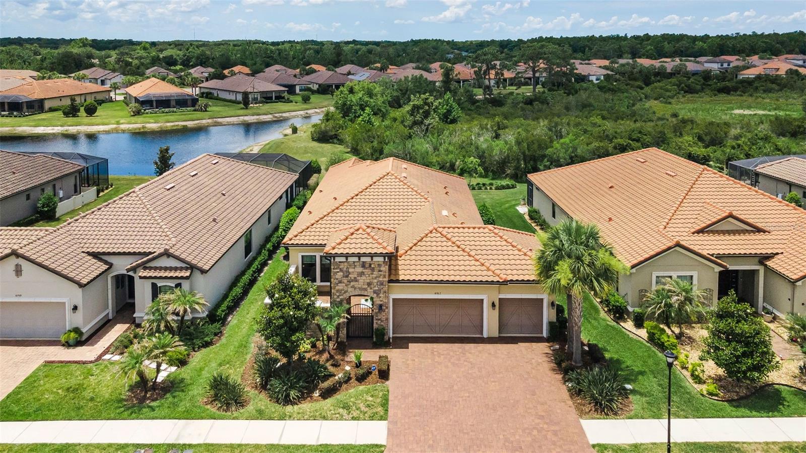 8707 Sorano Villa Drive, FL