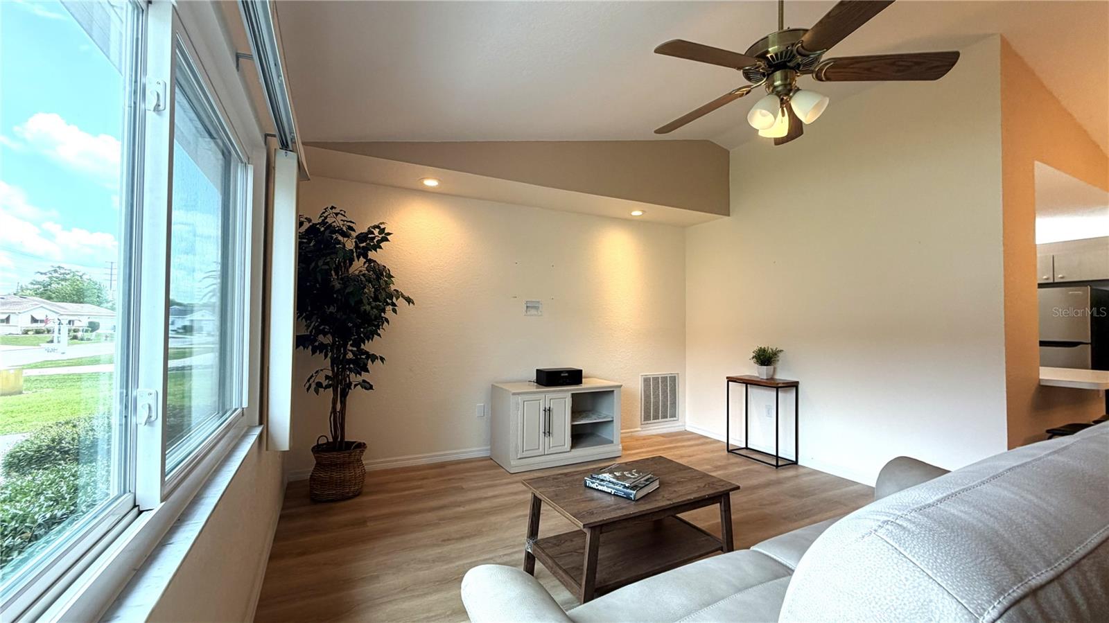 9377 174th Loop, FL
