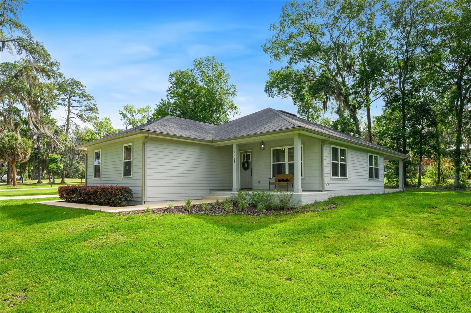 601 4th Avenue, FL