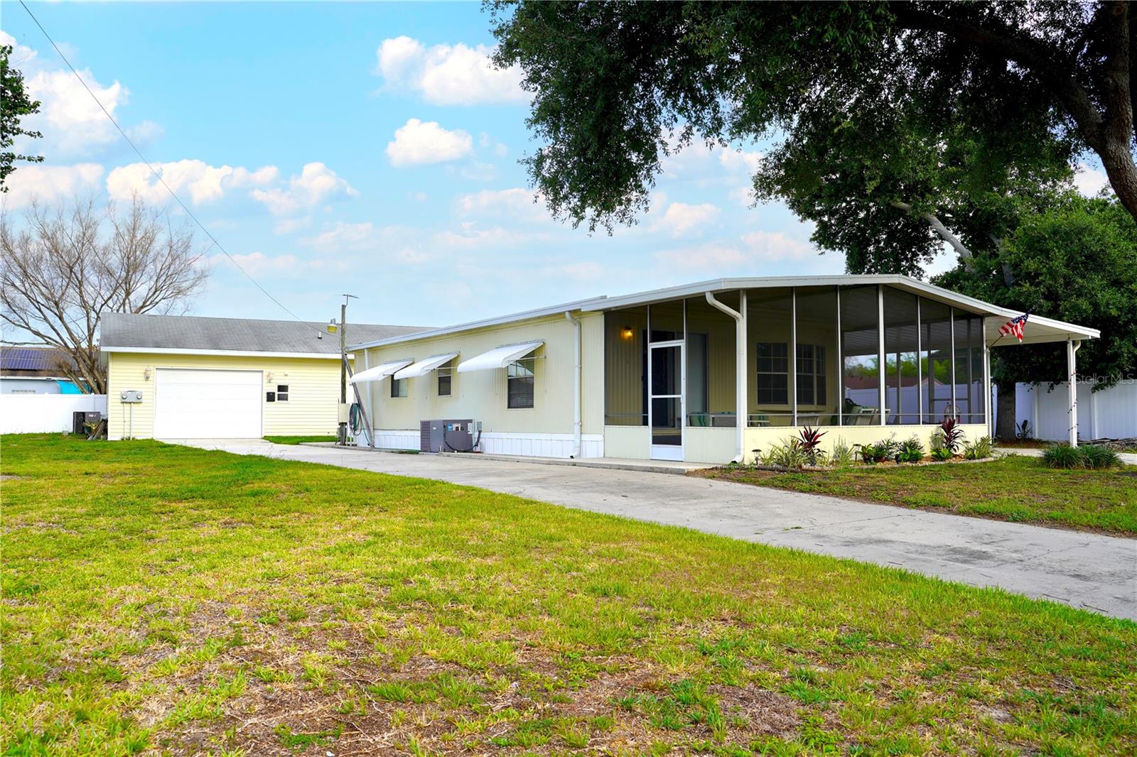 5747 Lake Fox Drive, FL