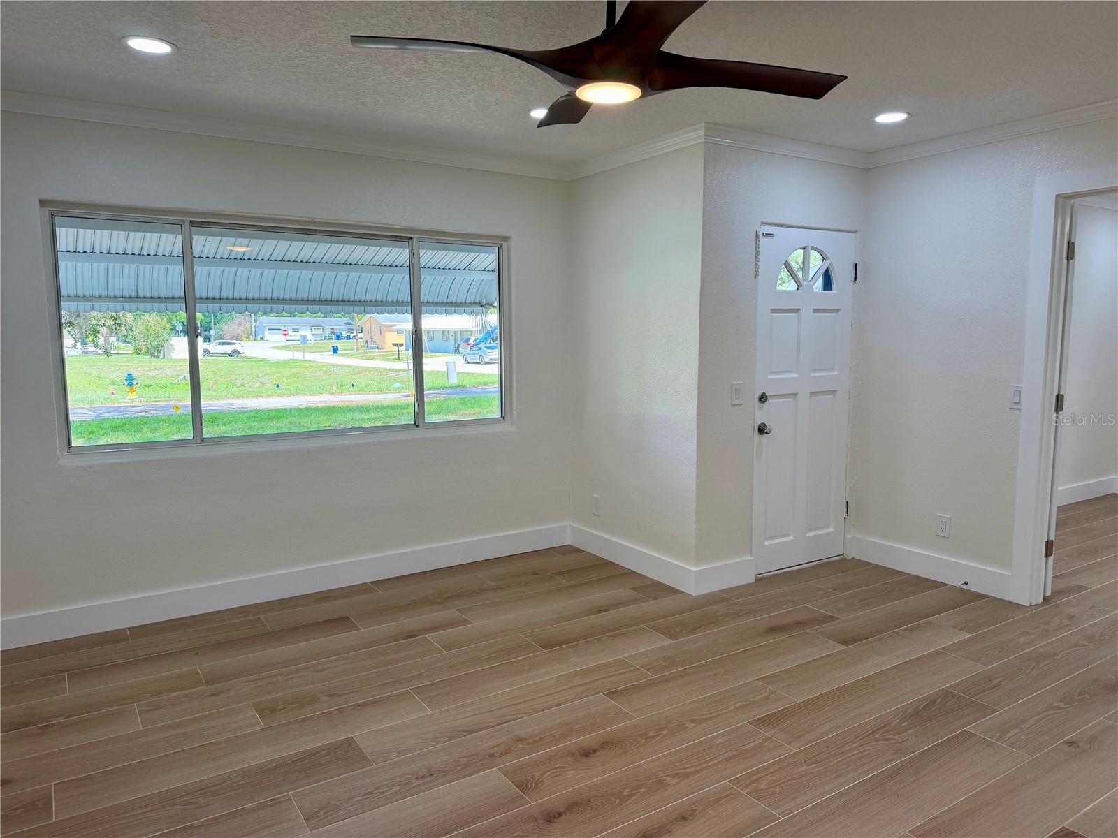 301 Seminole Avenue, FL