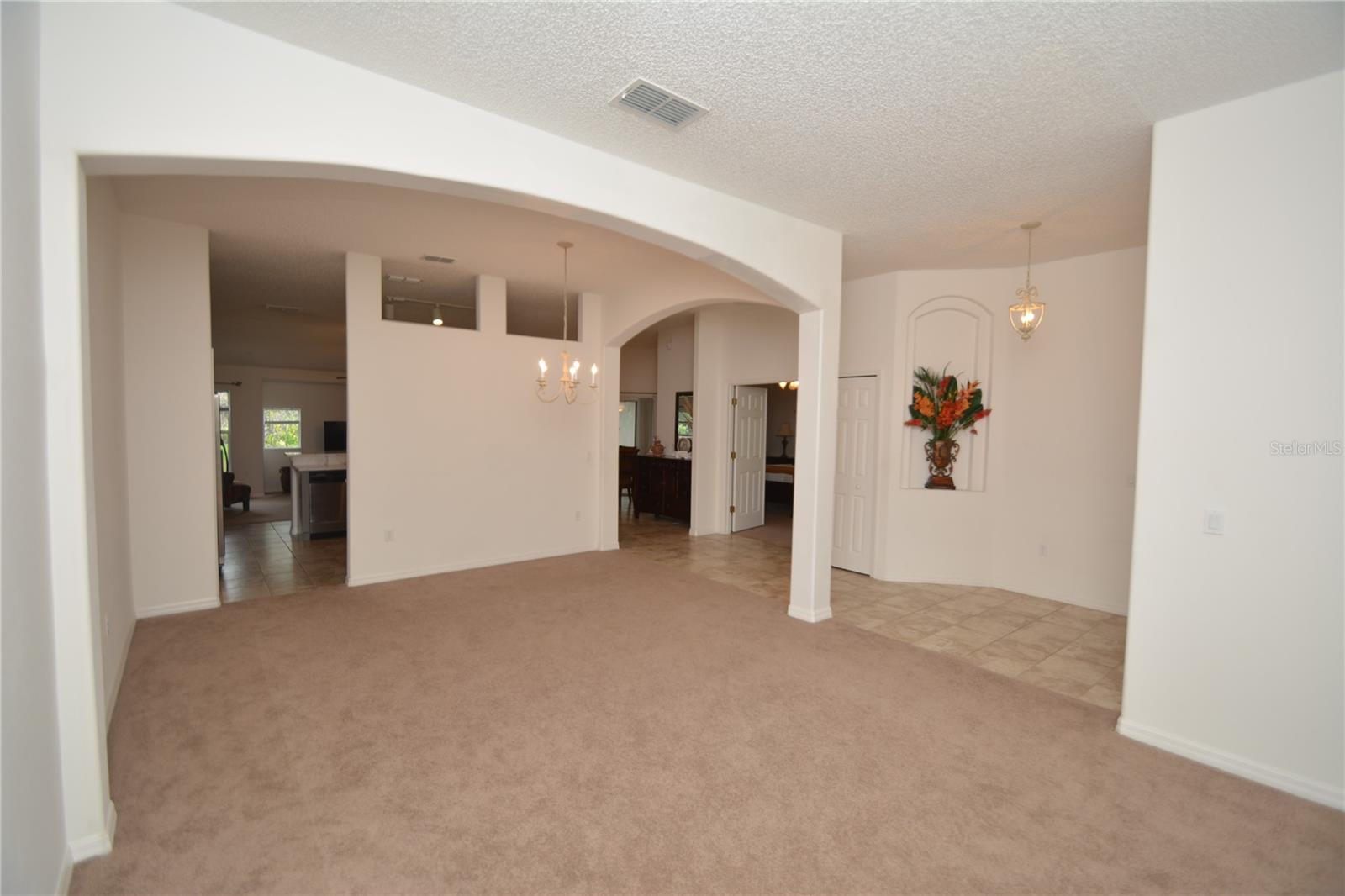 192 Pine Grove Drive, FL