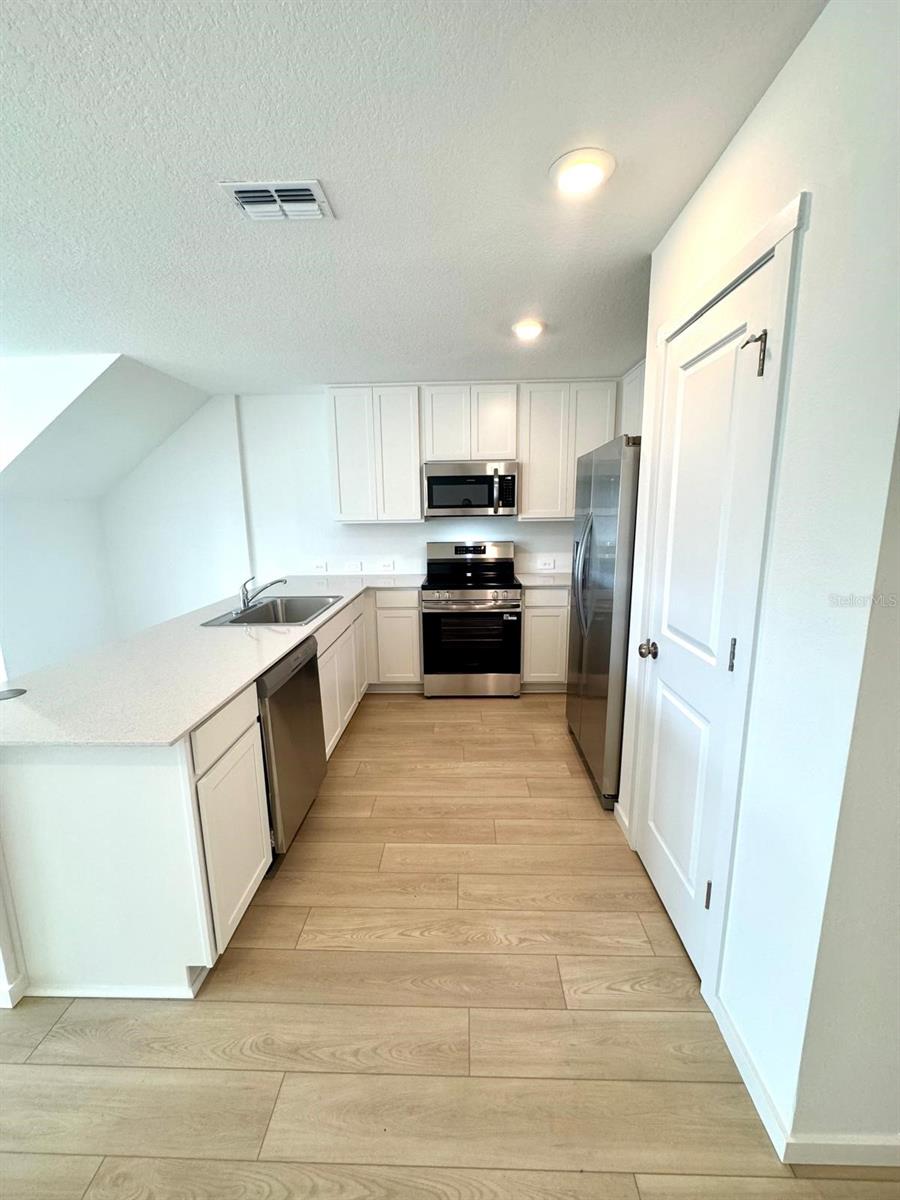 819 Lynx Street, FL